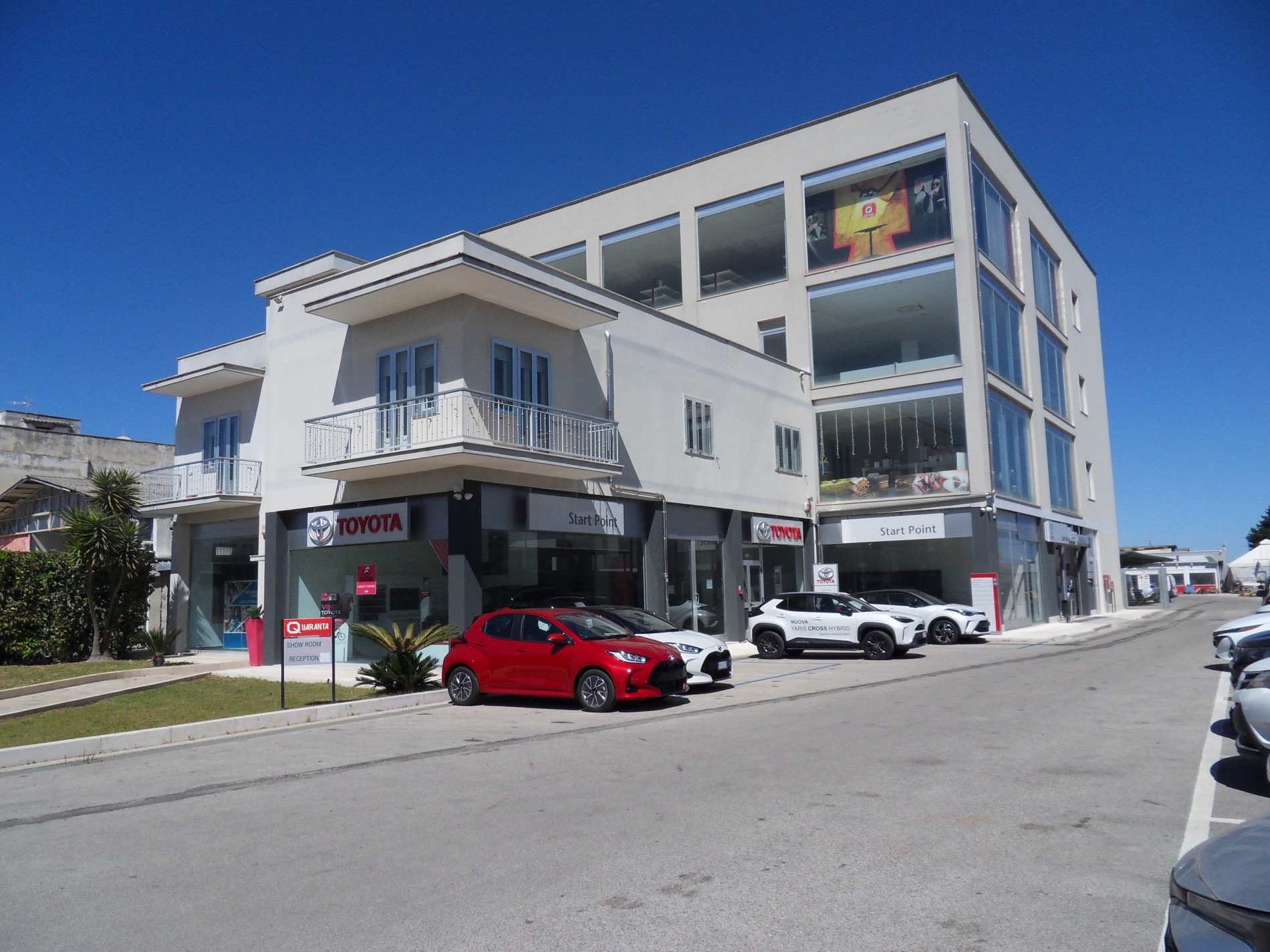 BRINSIDI - Complesso commerciale totali 3.500 mq circa - Alta viabilità