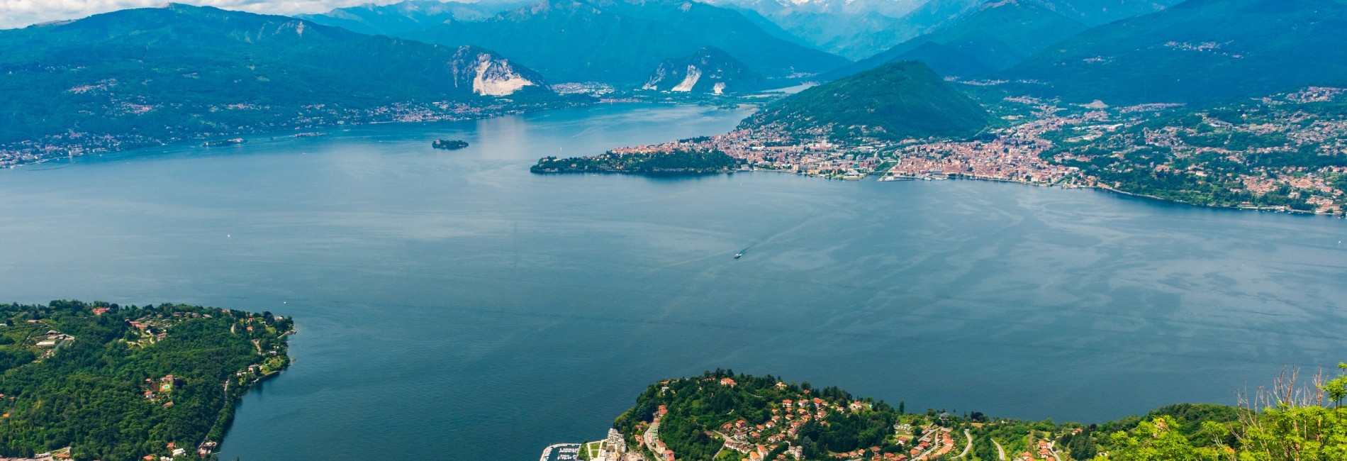 LAGO MAGGIORE - Villa d'epoca ampia metratura con grande parco, ideale per sviluppo ricettivo