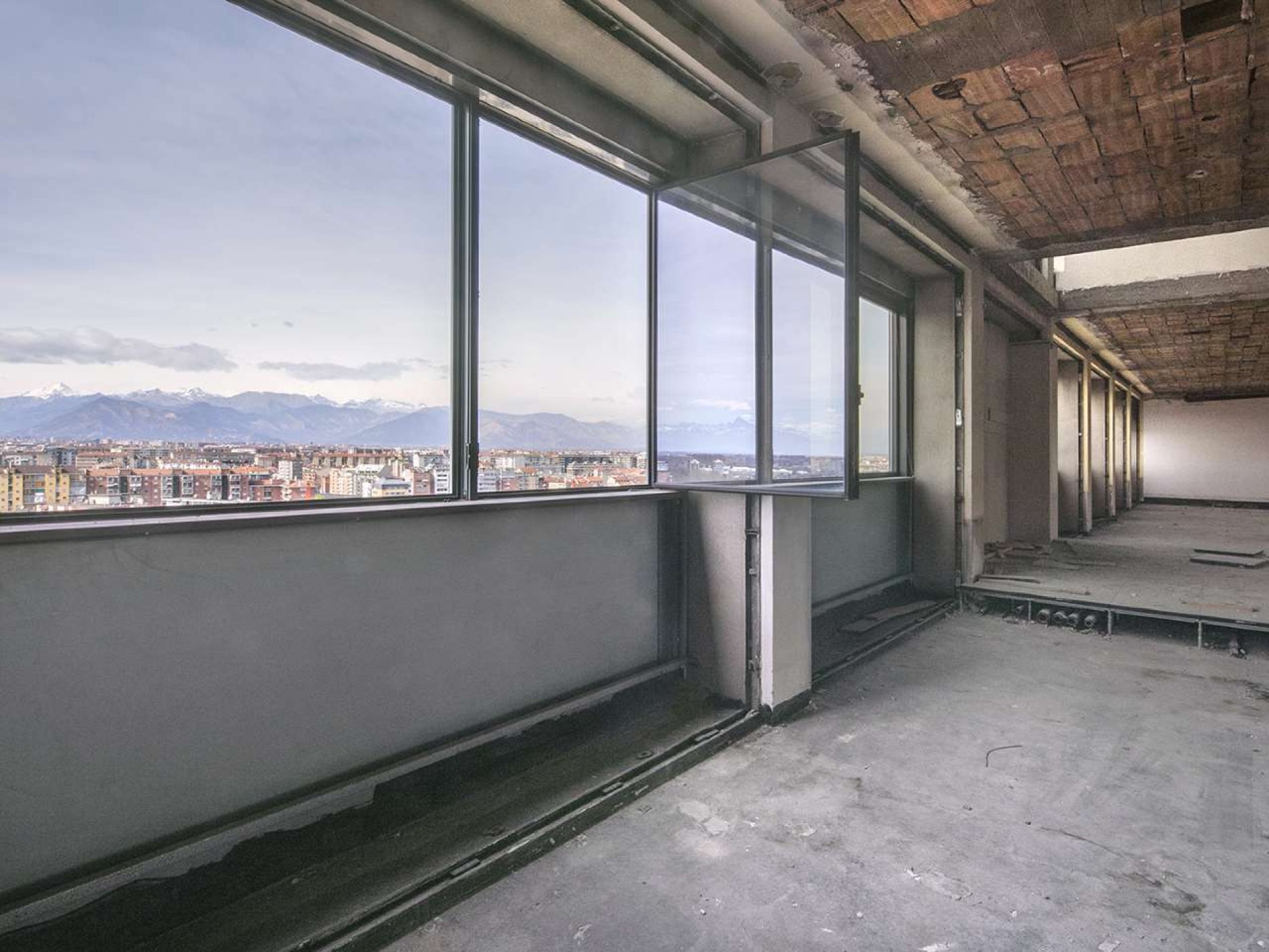 TORINO - PALAZZO LANCIA - UFFICIO DI RAPPRESENTANZA DI 532 MQ