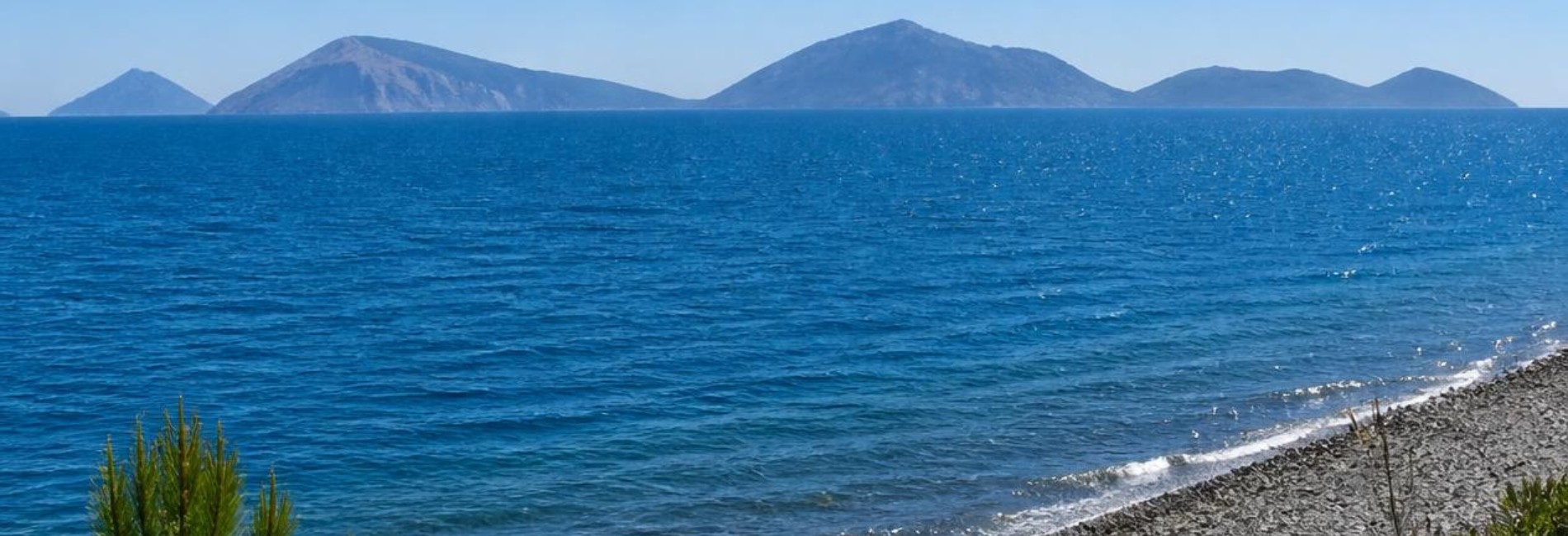 SICILIA - SPLENDIDA VISTA SU ISOLE EOLIE - TERRENO EDIFICABILE RESIDENZIALE