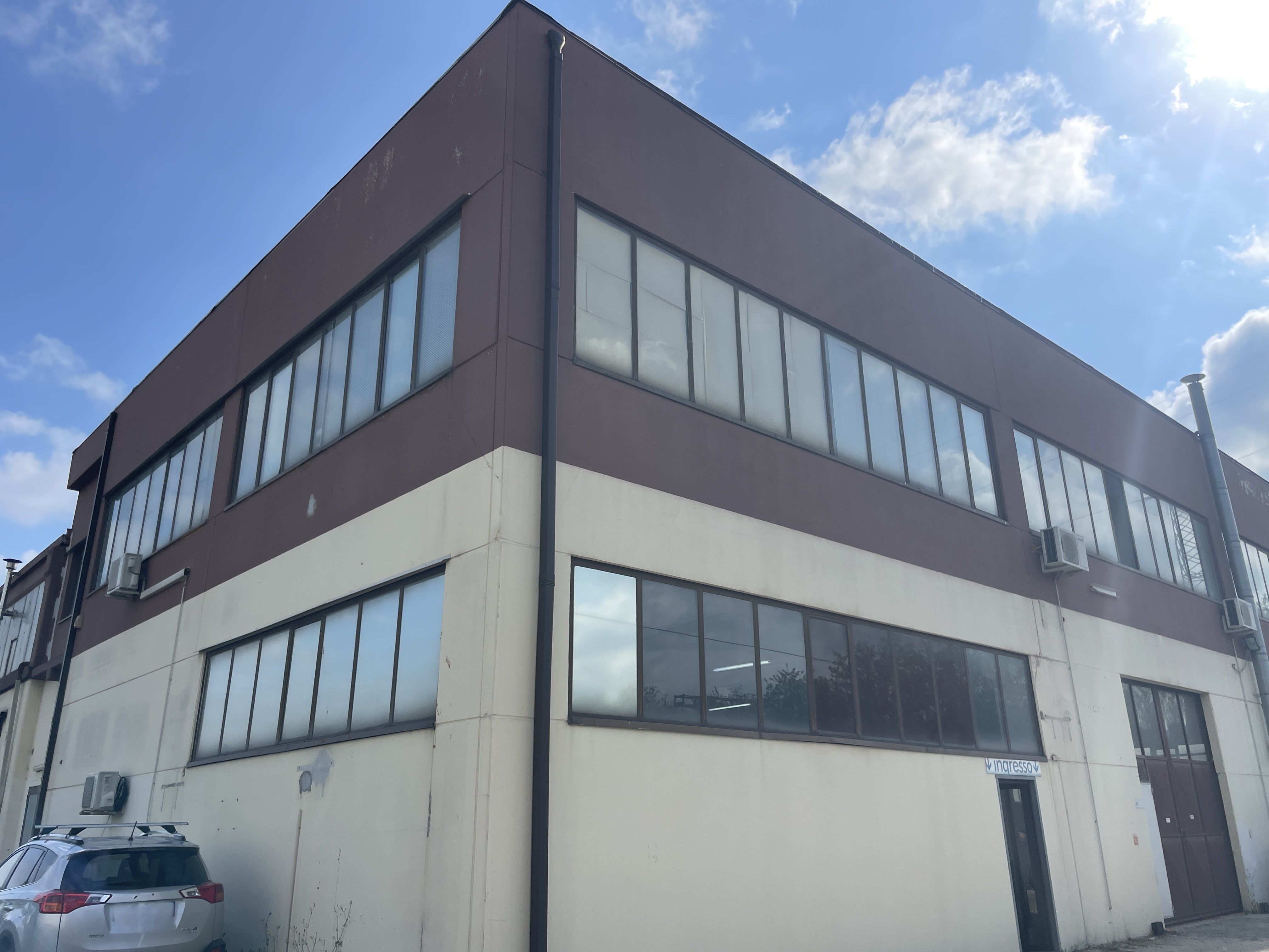 PESCARA - SAN GIOVANNI TEATINO - Complesso industriale Artigianale a reddito
